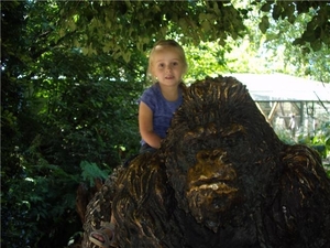 grace op de aap in de zoo