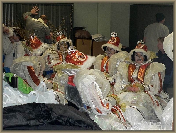 sized_sized_P1890866a wachten