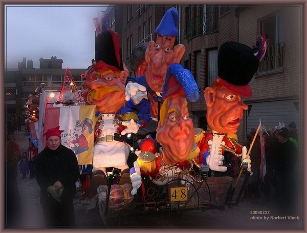 sized_sized_P1900025a karnaval zondag