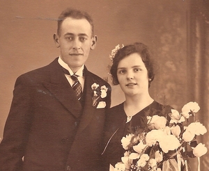Vader en Moeder February 20, 1935