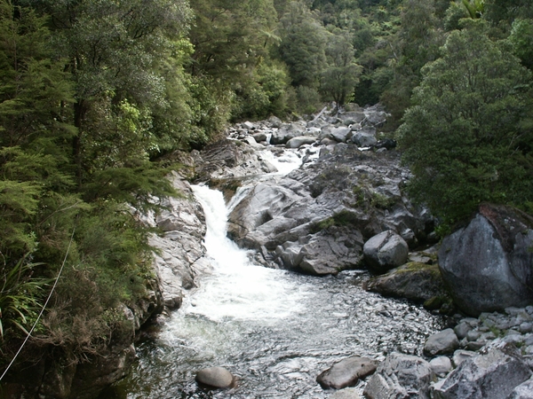 road to Wainui  Falls