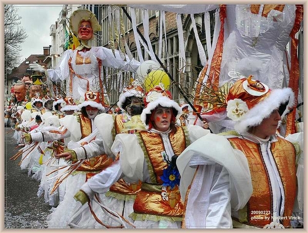 sized_sized_P1900292a karneval maandag-nele