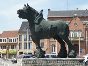 09.05.10.LENNIK BRABANDS TREKPAARD