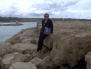 Tussen de rotsblokken...