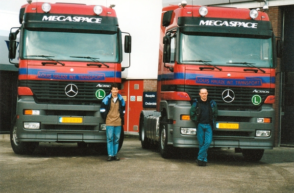 2 X   Benz