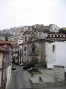 Igreja de S. Pedro de MiragaiaLargo de S. Pedro de Miragaia