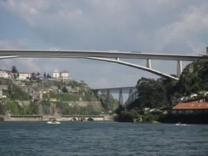 Ponte Infante D. Henrique en de Ponte Maria Pia