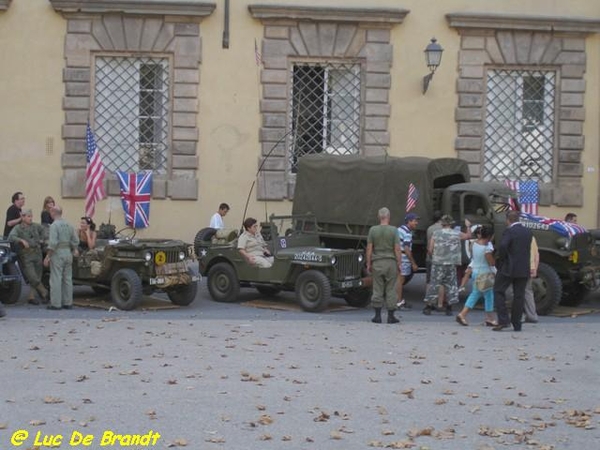 2008_09_05 Lucca 15 Piazza Napoleone