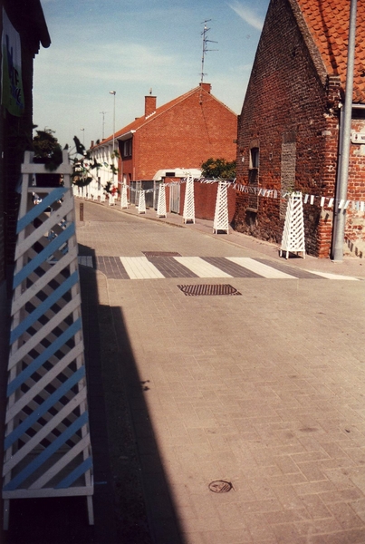 Zicht van hoek Passtraat naar Gerdingerpoort