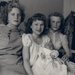 (4) Doop Ilse met moeder tante Lisa & tante Maria