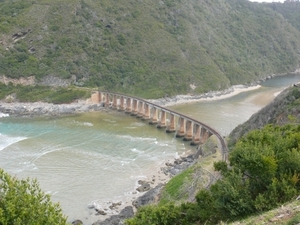 Brug over de Kaaimanrivier