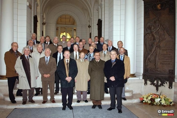 Groepsfot zonder dames KMS Reunie Oct 2008