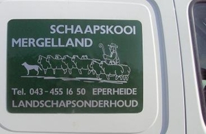 Tekst op een auto van de Schaapskooi