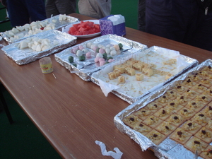 receptie van Taiwan op het dakterras van het 'barge house'