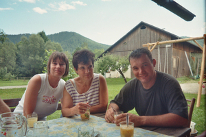 Eva, die Mutti Gretel und Karl-Heinz