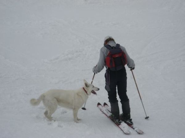 20090407 332 Tz Ora op de piste