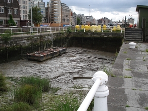 Het kleinste dokske van Antwerpen naast het loodswezen