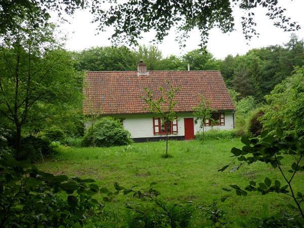 09.05.17 ST.ANDRIES .LANDELIJK  HUISJE