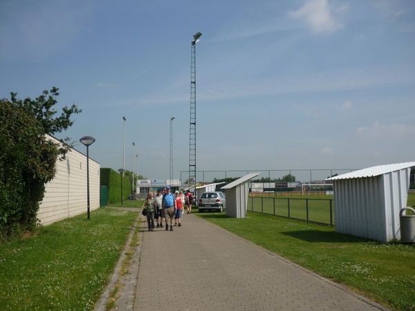 09.06.28.WAARSCHOOT. START IN DE VOETBALCANTINE