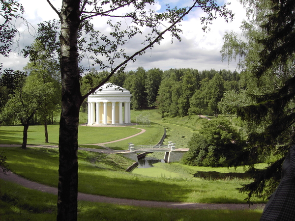 Pavlovsk- Tempel van de vriendschap