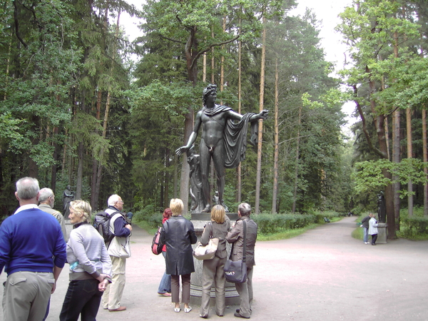 Beelden in het park van Pavlovsk