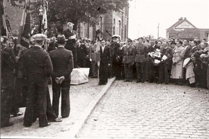 doden herdenking? (1945?)