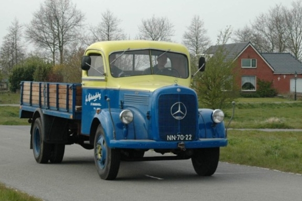 Hardenberg - Stadskanaal   NN-70-22    Bouwjaar 1953