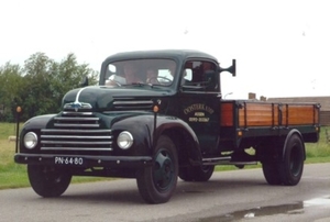 Oosterkamp - Assen   PN-64-80   Ford Bouwjaar 1956