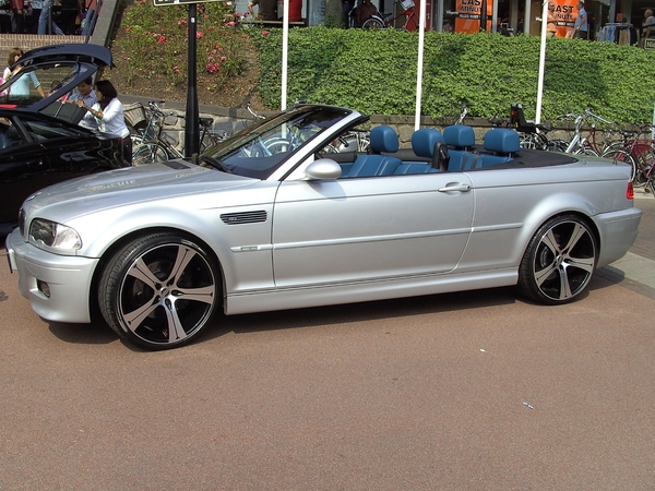 081gsb.Diep in gedachten.