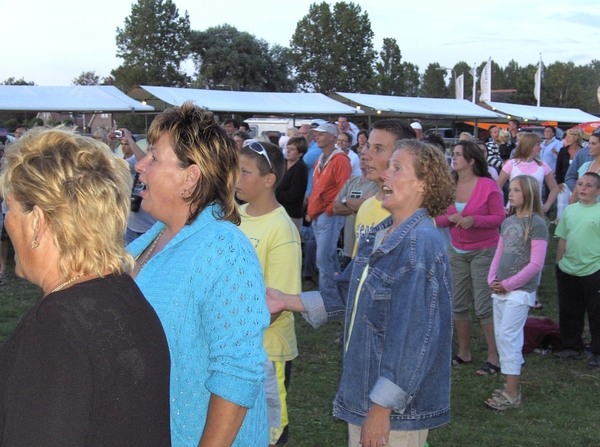 141gsb.Diep in gedachten.