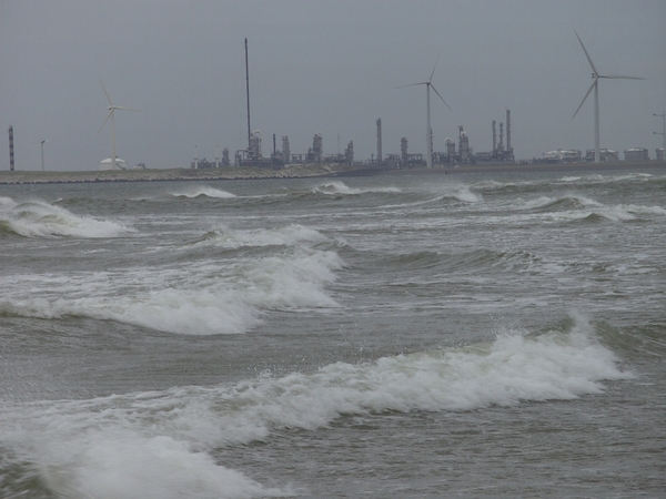 151gsb.Diep in gedachten.