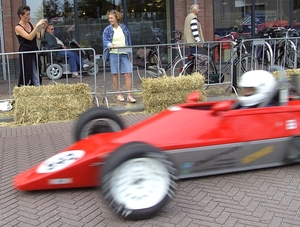 Scheurende race auto´s.