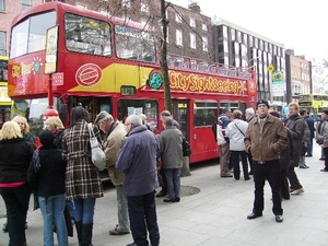 Wachten op en of bus
