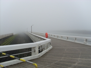 Nieuwpoort in mist ( de pier)