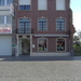 Winkel Duimelot & Likkepot  achter de winkel cabinet Dr  Wijns