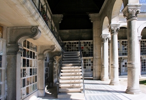 Columbarium of P�re-Lachaise ...