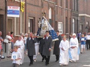 Boom 2009 Maria door vlaanderen gedragen 048