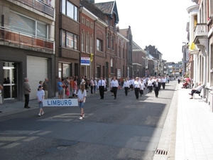 Boom 2009 Maria door vlaanderen gedragen 053