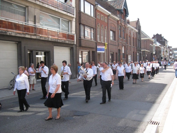 Boom 2009 Maria door vlaanderen gedragen 055