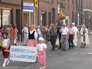 Boom 2009 Maria door vlaanderen gedragen 065