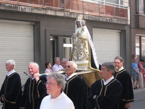 Boom 2009 Maria door vlaanderen gedragen 085