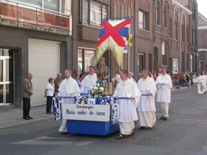 Boom 2009 Maria door vlaanderen gedragen 095