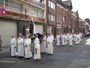 Boom 2009 Maria door vlaanderen gedragen 097