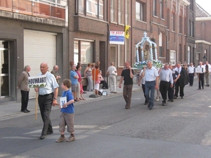 Boom 2009 Maria door vlaanderen gedragen 100