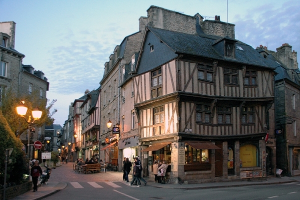 DSC_9012-GVSA-09-Dinan
