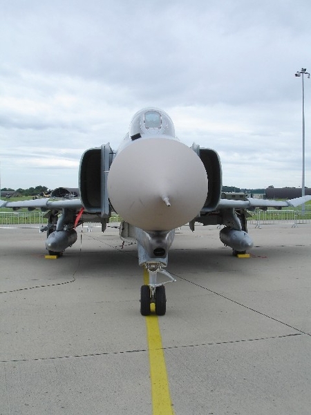 Air Base Florennes F16