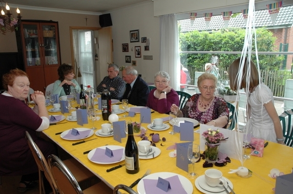 OMA EN HAAR SUS EN FAMILIE