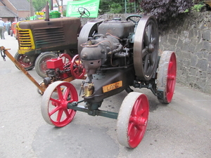 Tractor 1 (Tractovie Fronville)