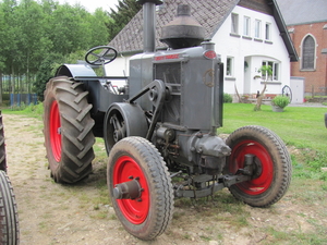 Tractor 2 (Tractovie Fronville)