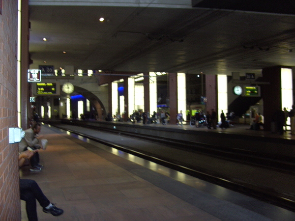 Wachtend op de trein